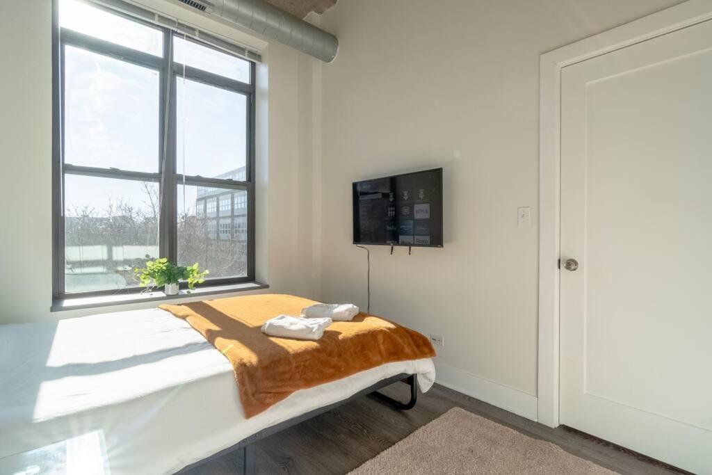Mccormick Place 2Br Stylish Suite With Optional Parking And Gym For Up To 8 Guests Near Soldier Field And Grant Park Chicago Extérieur photo